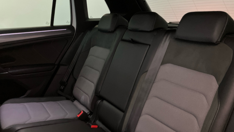 Volkswagen Tiguan 2.0 TDi 150 4Motion R-Line 5dr DSG Diesel Estate